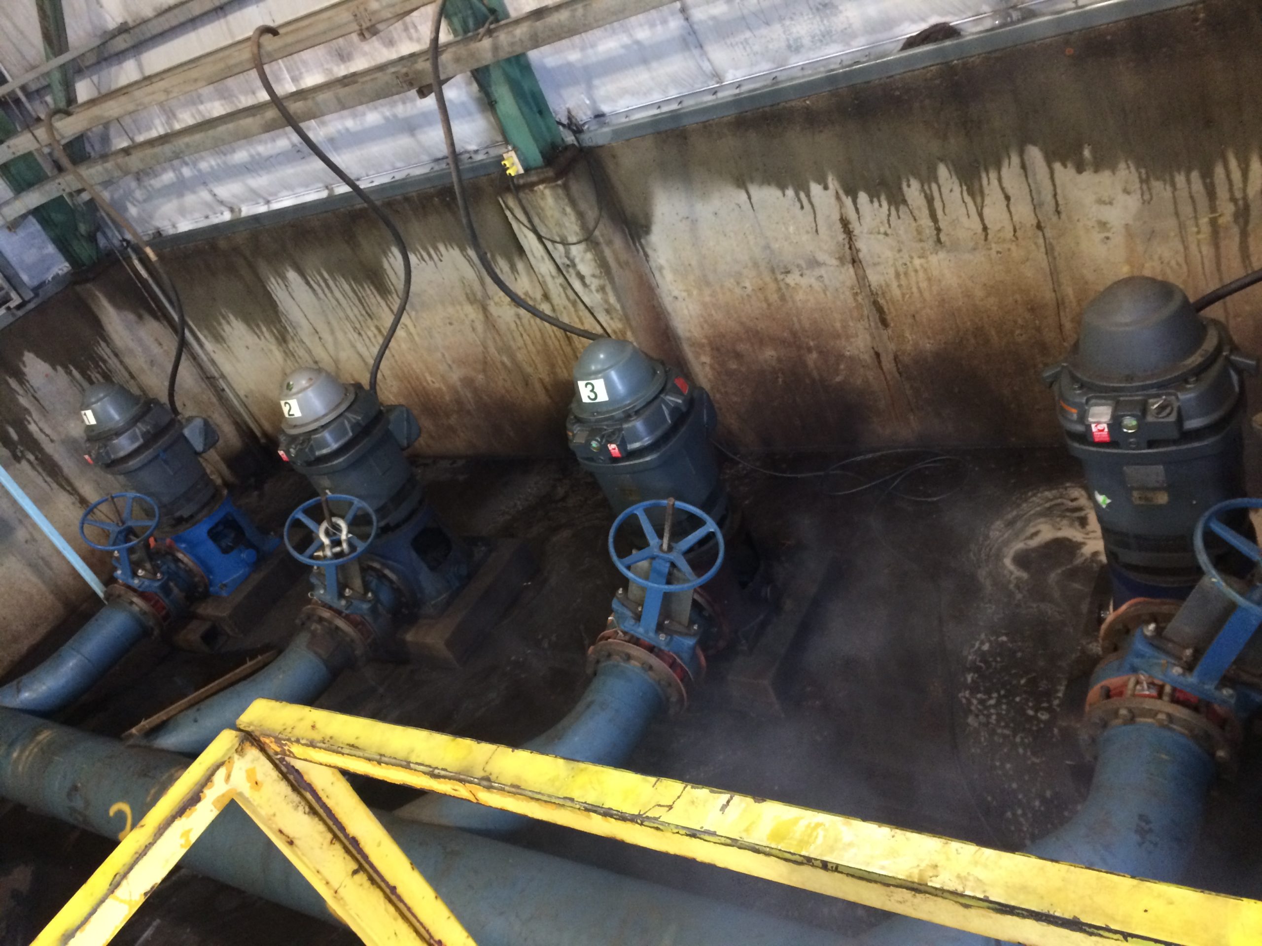 Peerless vertical turbine pump A Peerless 14HH vertical turbine pump.