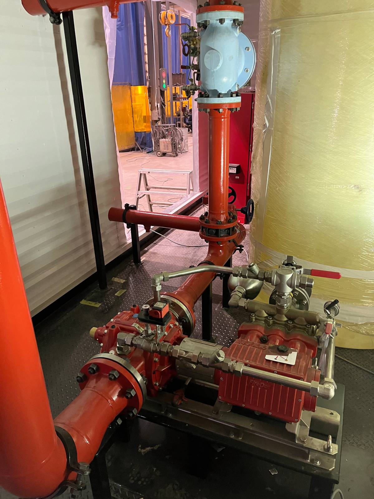 Fire-Foam-System FireDos foam package installed by Chamco for an oil & gas site, showcasing a water-driven fire protection solution designed for small facilities with limited space and budget.